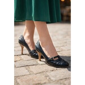 Bronx Black Leather Strappy Mary Jane Pumps Size 8 Brazil Kitten‎ Heels Y2K